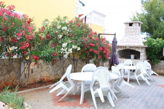 Apartments Nada - image 22