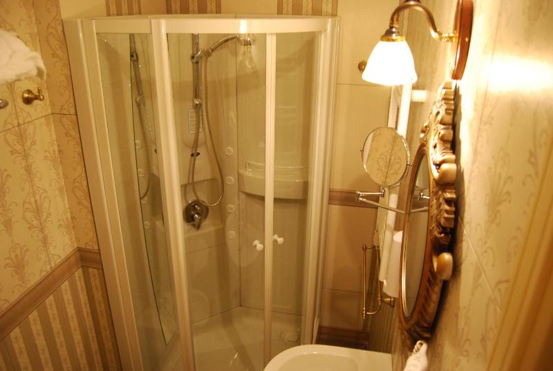 Comfort Double Room with Terrace image 3