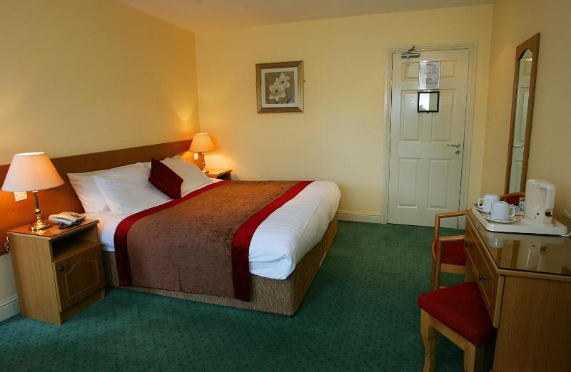 Double Room image 1