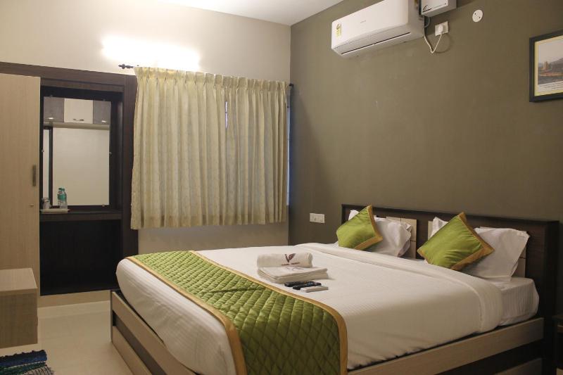 Viswa Residency by Azalea - image 1
