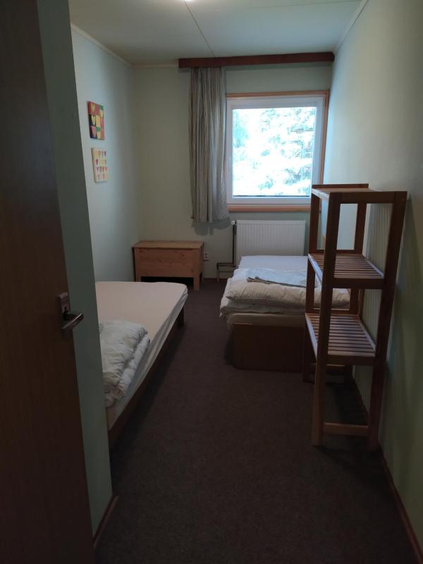 Three Bedroom Apartment image 3