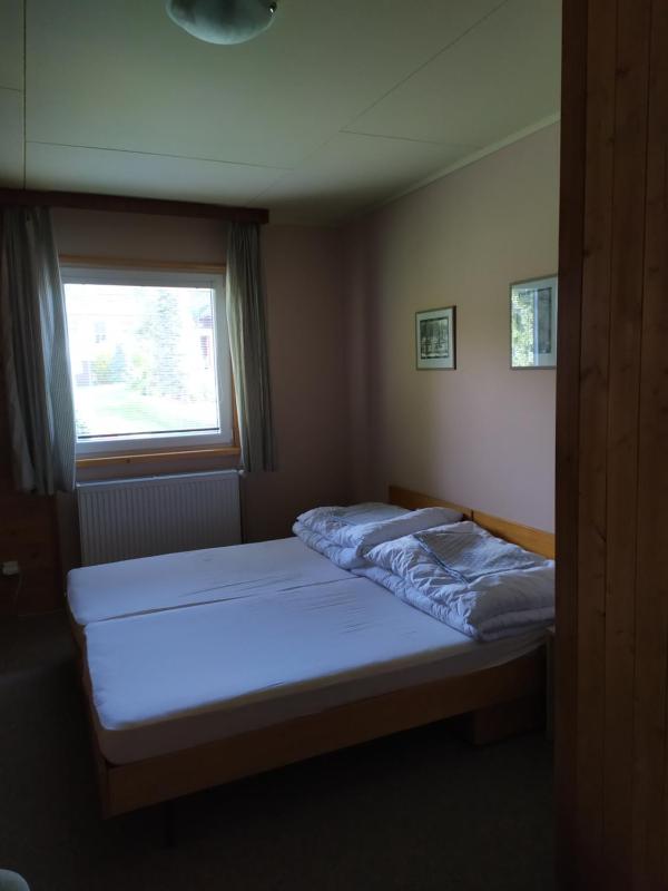 Three Bedroom Apartment image 2