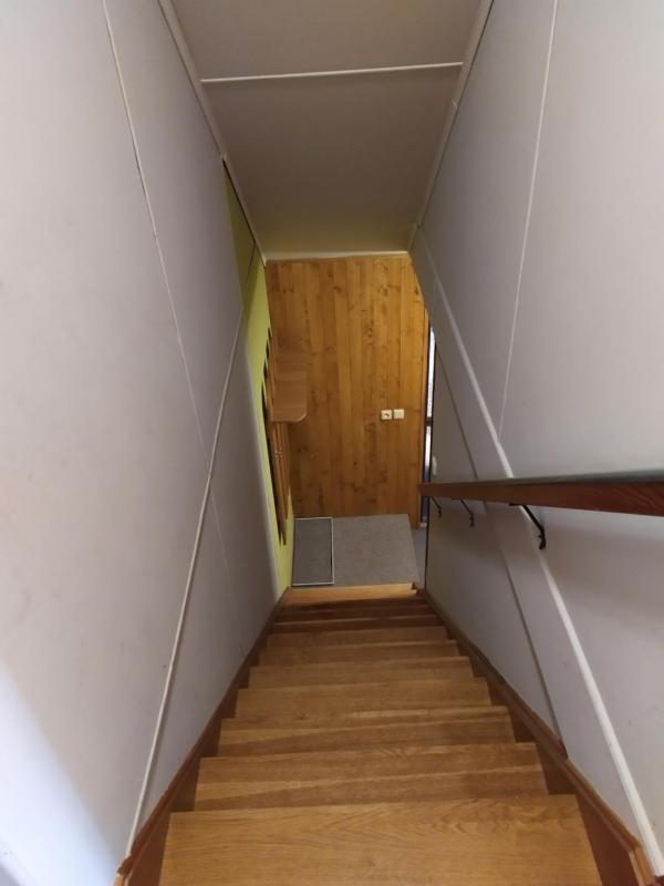 Attic Three-Bedroom Apartment  image 2