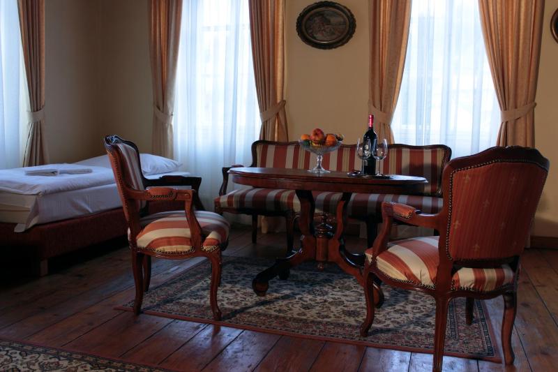 Comfort Quadruple Room image 2
