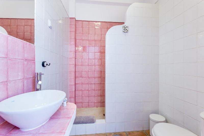 Twin Room image 1