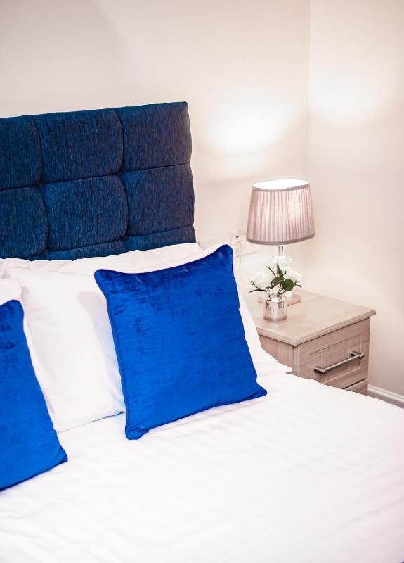 Standard Family of 3 Room with View image 1