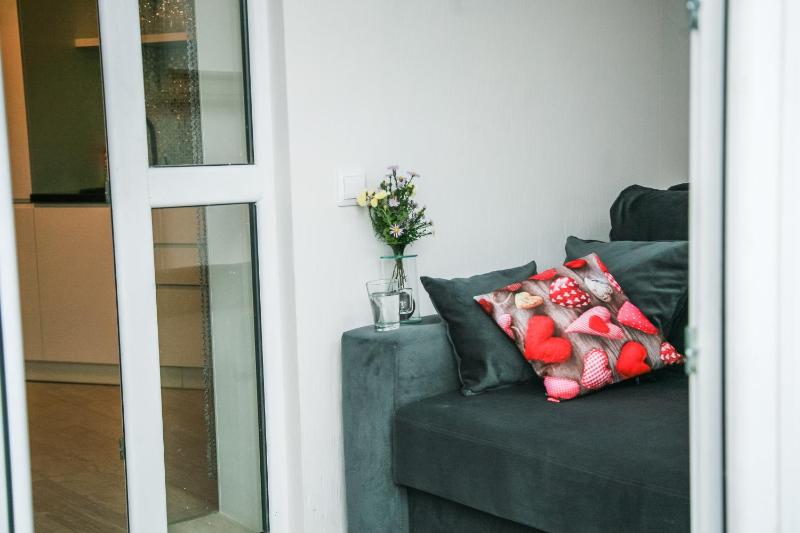 One-Bedroom Apartment image 3