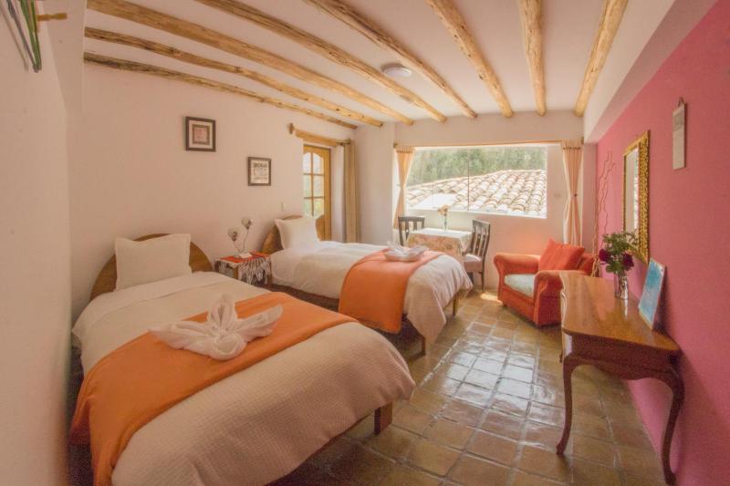 Twin Room with Private Bathroom