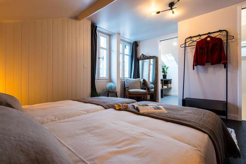 L'ATELIER KEYWEEK Vintage Duplex Apartment with Parking Biarritz Center - image 19