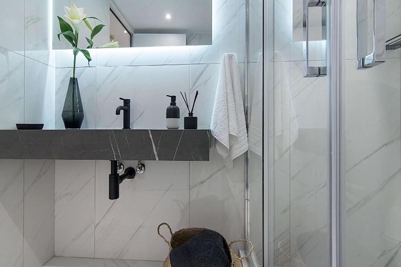 Superior Apartment image 3