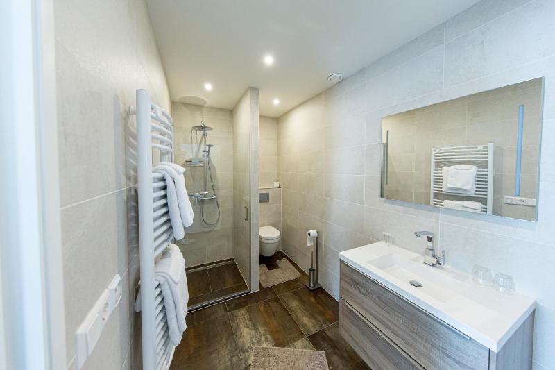 Double Room with Terrace image 3