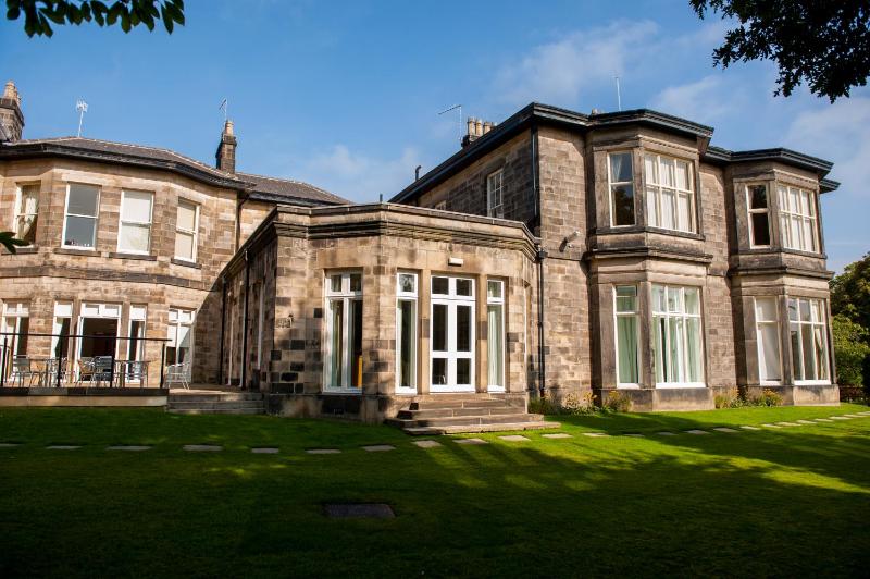 Halifax Hall - image 13