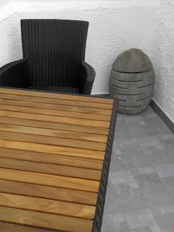 Double Room with Terrace and Extra Bed image 2