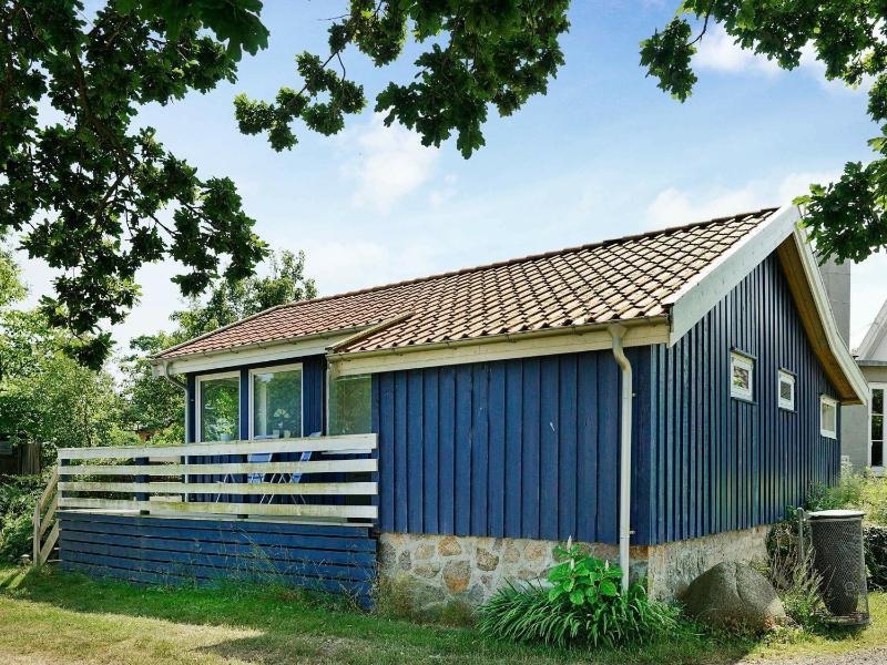Two-Bedroom Holiday Home image 3