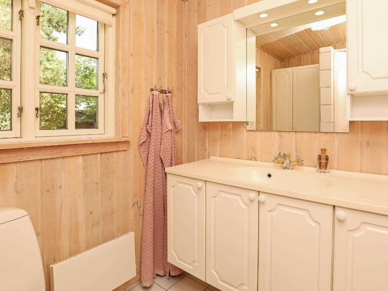 Two-Bedroom Holiday Home image 1
