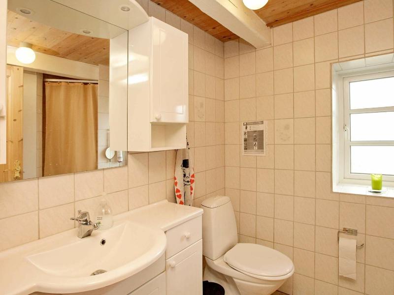 Seven-Bedroom Holiday Home image 1