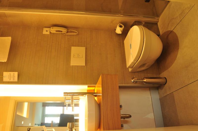 Economy Single Room image 4