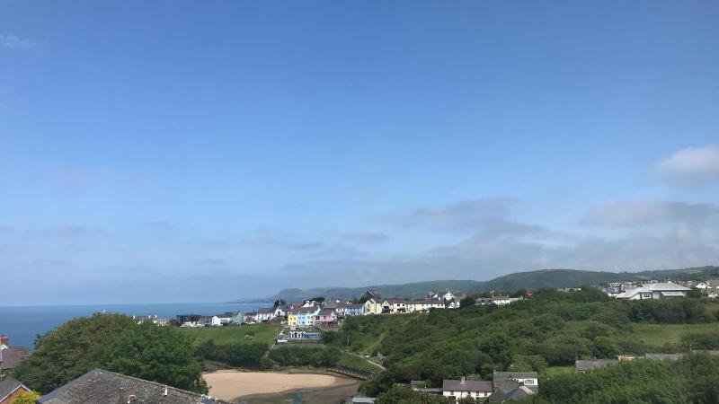 Double or Twin Room with Sea View image 2