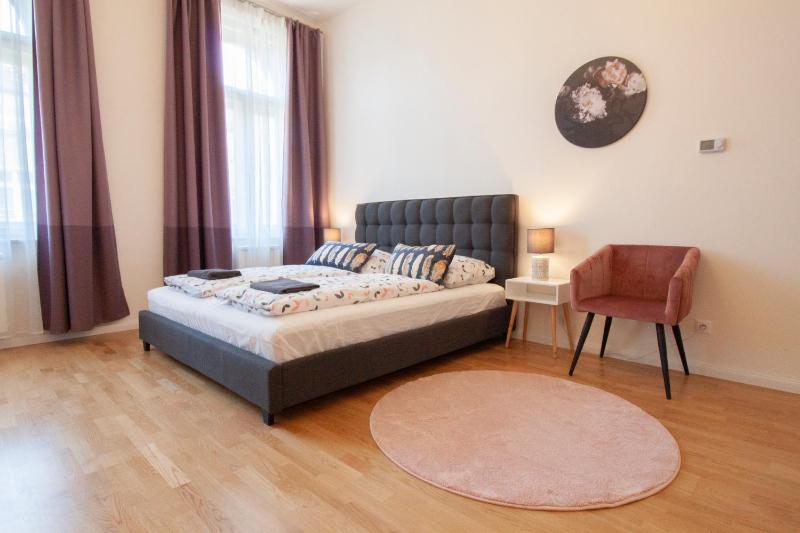 What a Flat on Stepanska - image 13