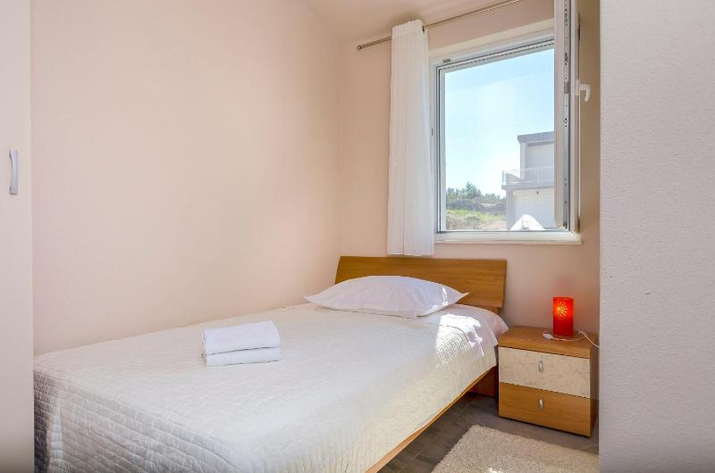 Apartments Katic - image 6