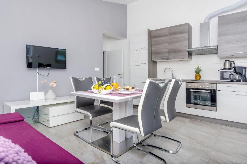 Apartments Katic - image 43
