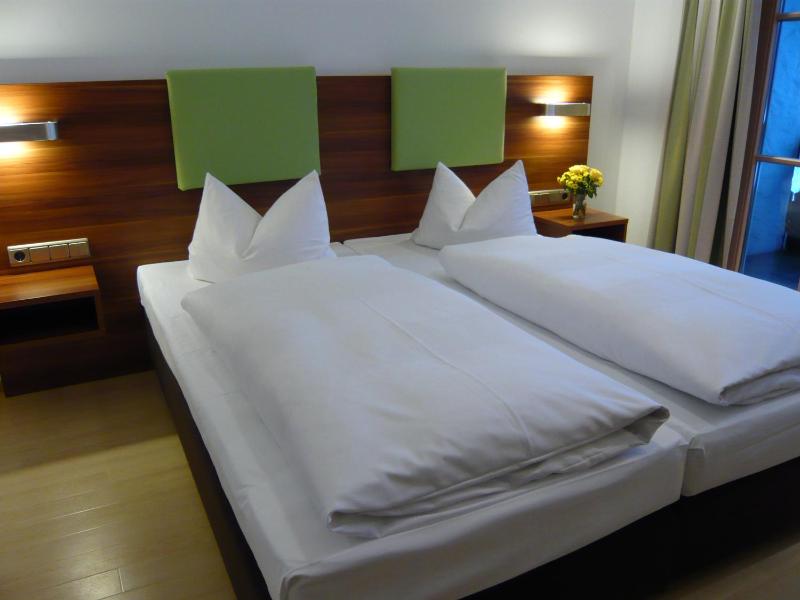 Double or Twin Room image 1
