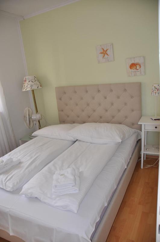 Double or Twin Room with Shared Bathroom image 3