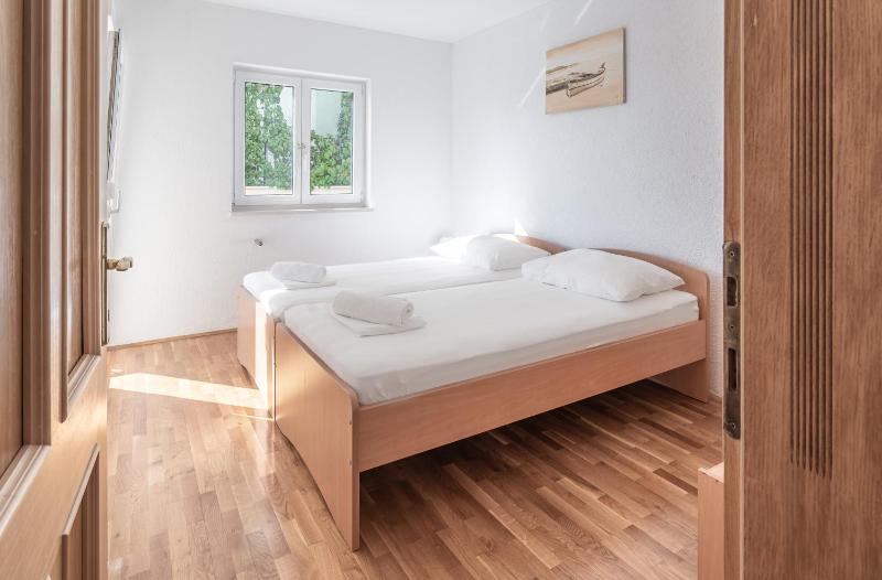 Apartment with Sea View image 4