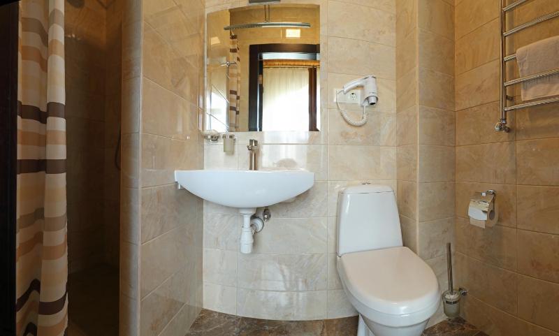 Triple Room image 2