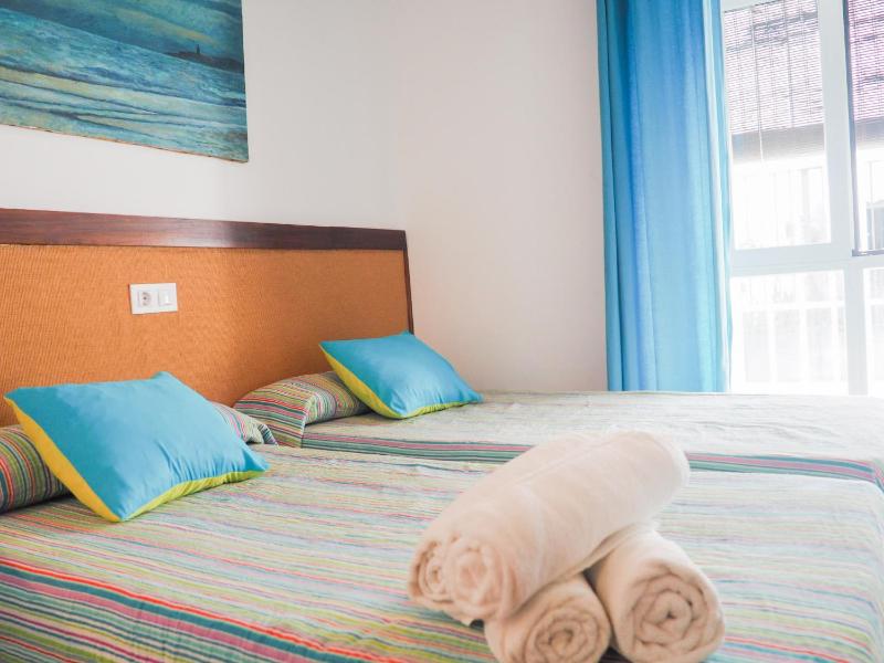 One-Bedroom Apartment image 3