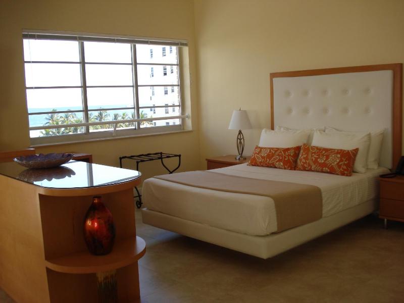 Westover Arms Hotel - image 38