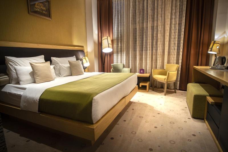 One-Bedroom Apartment  image 2