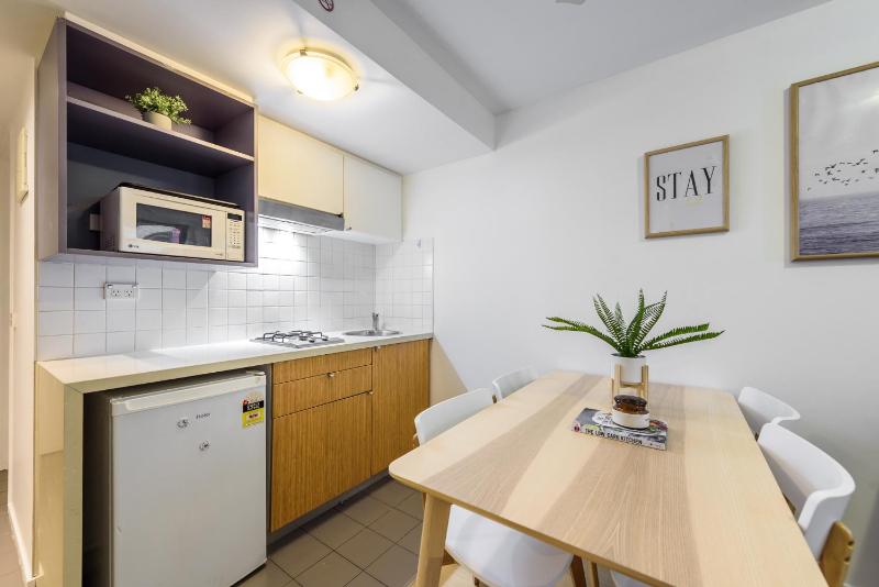 WOW Apartment on Flinders - image 4