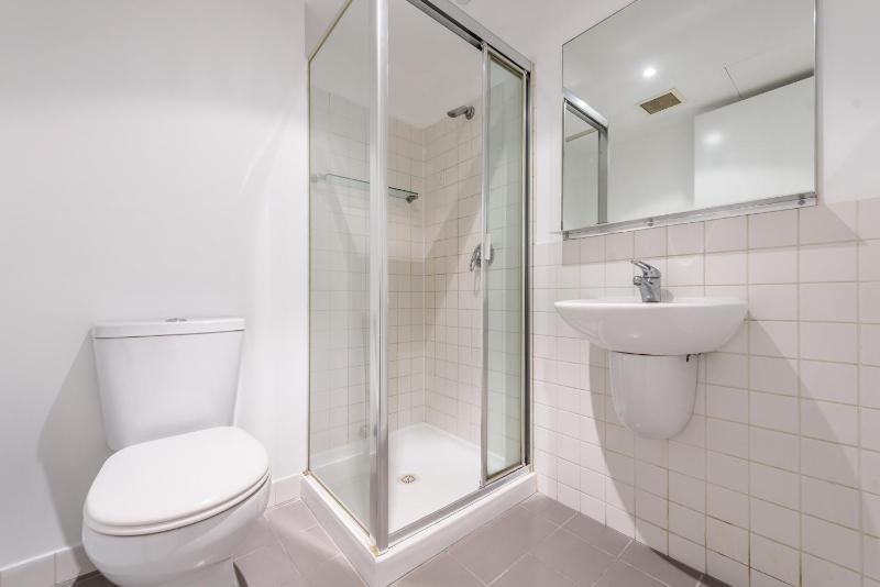 WOW Apartment on Flinders - image 8