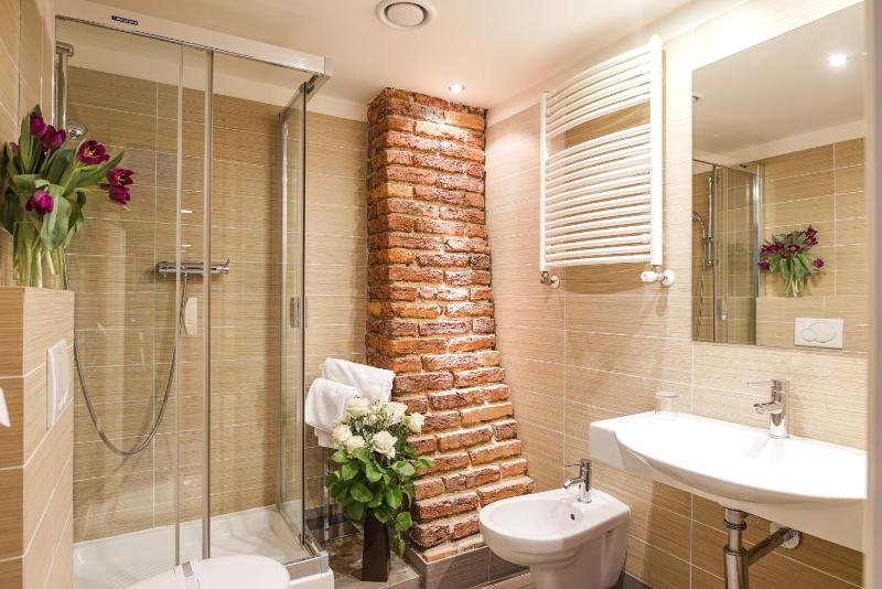 Hotel Assenzio Prague - image 4