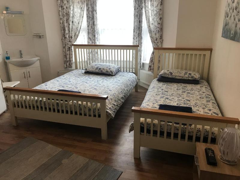 Family Room image 1