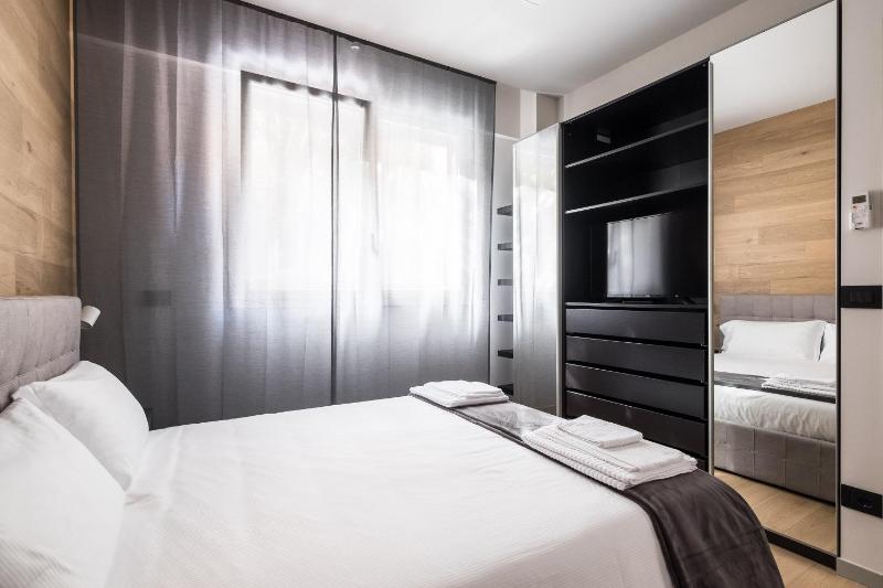 Residence Sant'Orsola - Pizzardi Suites Apartments - image 2