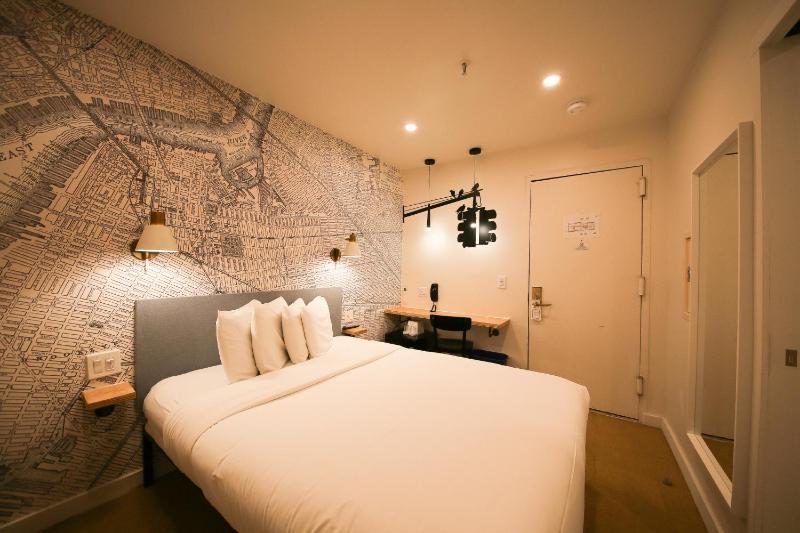 Doxie Hotel - image 3