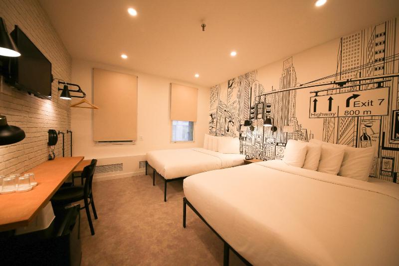 Doxie Hotel - image 14