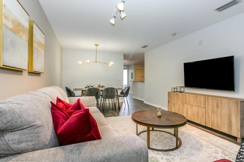 Three-Bedroom House image 2