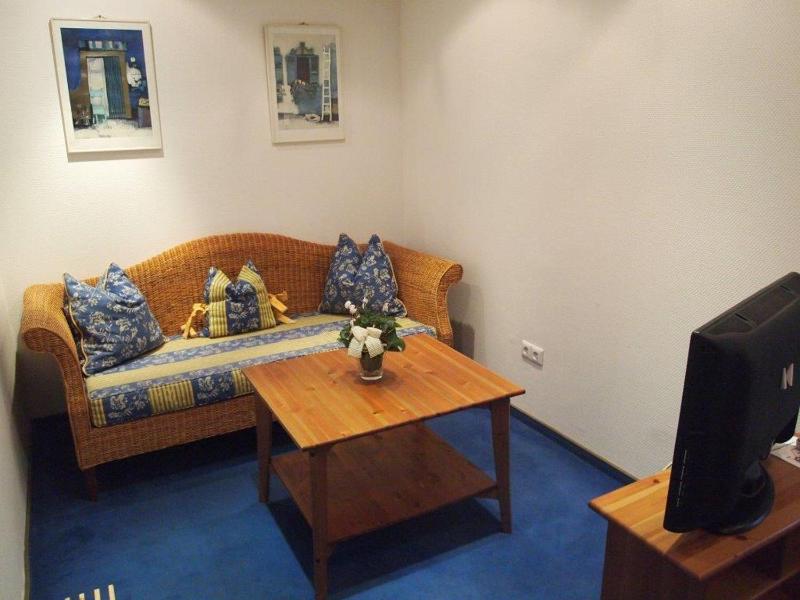 Double Room image 1