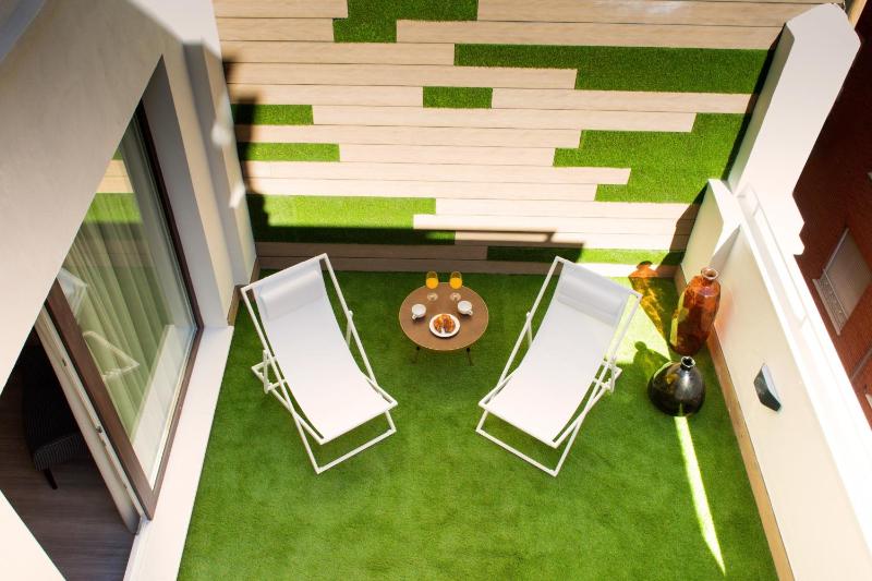 Voghe Premium Flats - image 6