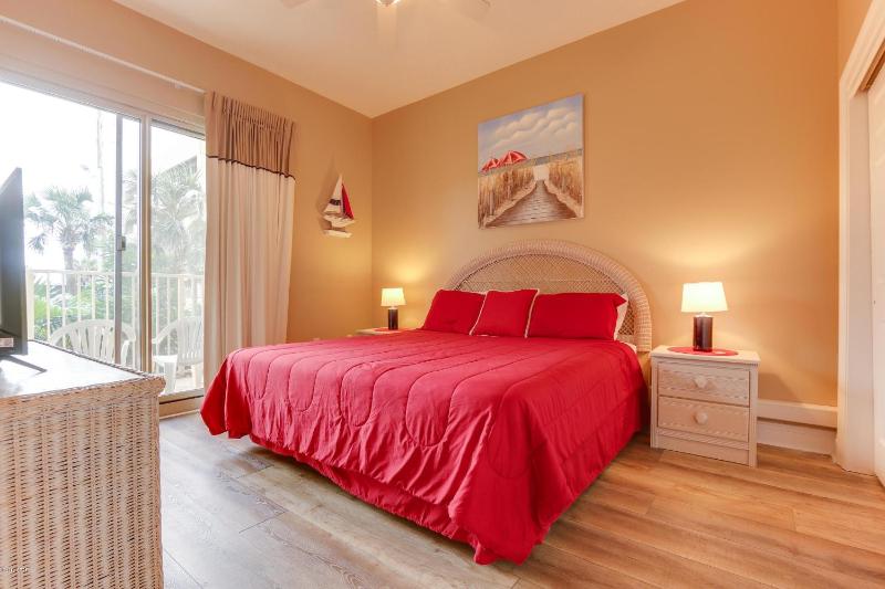 Three-Bedroom Apartment image 3