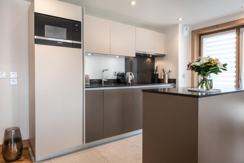 Three-Bedroom Apartment image 4