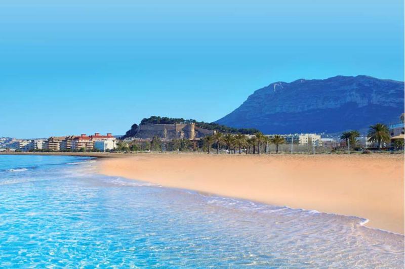 Two-Bedroom Apartment image 4