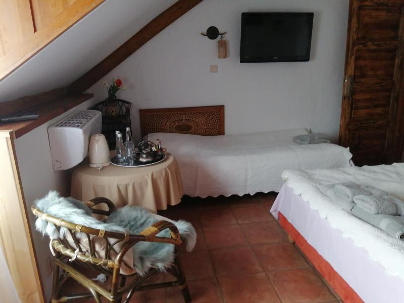 Triple Room image 1