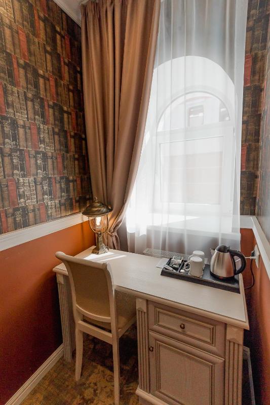 Standard Double Room image 2