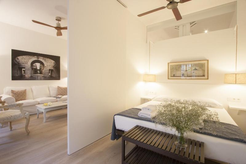 MAI BY OLDTOWN APARTMENTS - image 3
