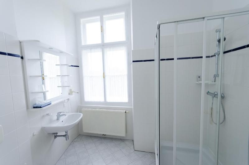 Triple Room image 4