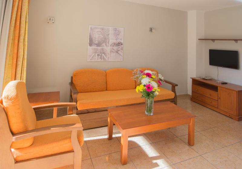Apartamentos Los Tilos - image 32